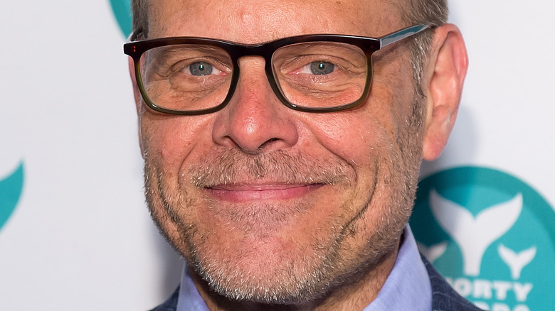 Alton Brown smiling  Fried Inexperienced Tomato Sandwiches With Viscount St. Albans And Chutney Recipe intro 1686070046