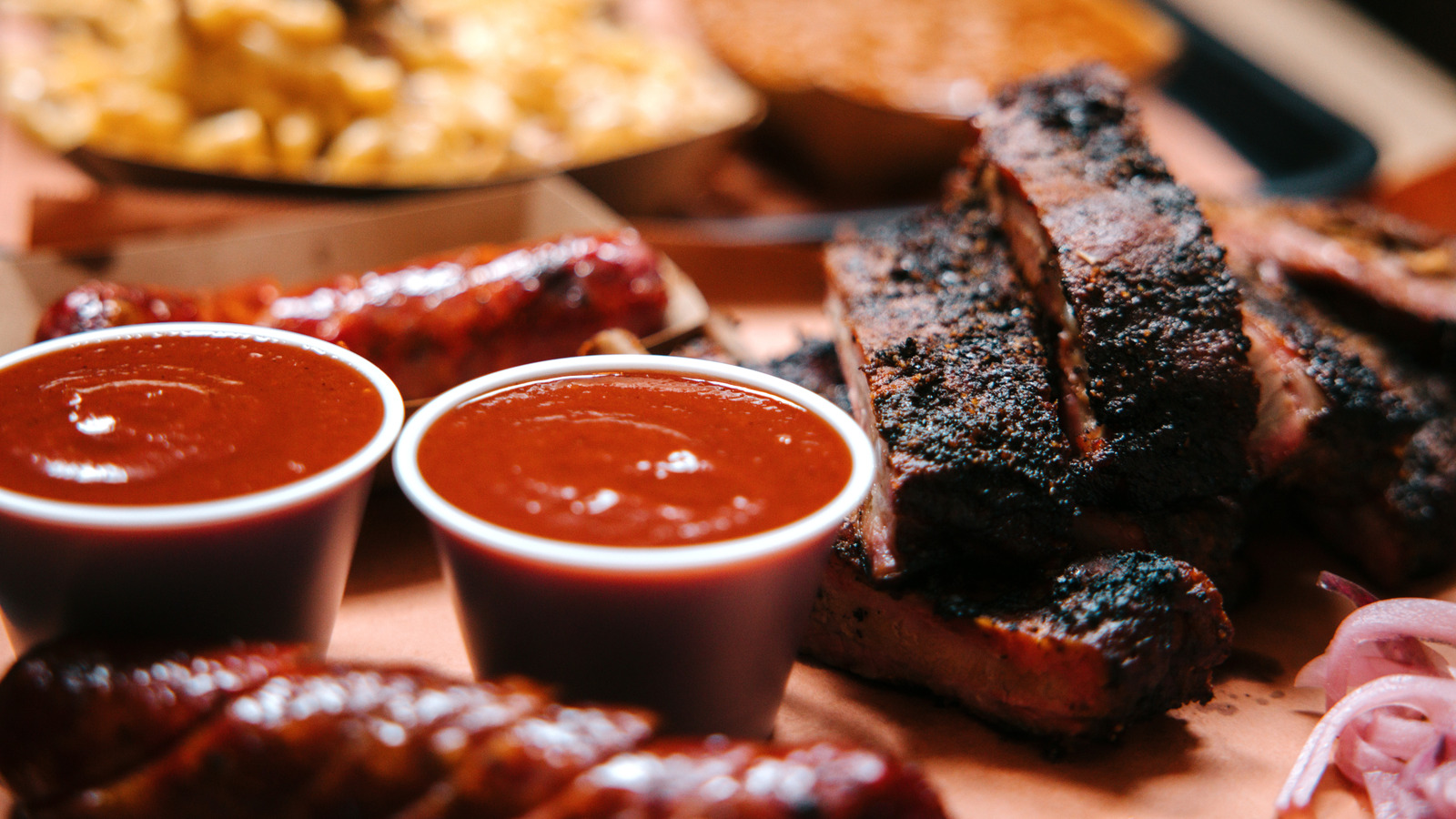 <a href="https://www.foodrepublic.com/1981791/america-largest-bbq-chain-failing-dickeys/" target="_blank">America’s Largest BBQ Restaurant Chain Is Failing. Here’s Why</a>