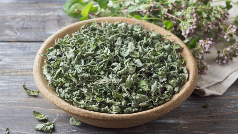 A bowl of dried oregano.