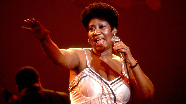 Aretha Franklin singing
