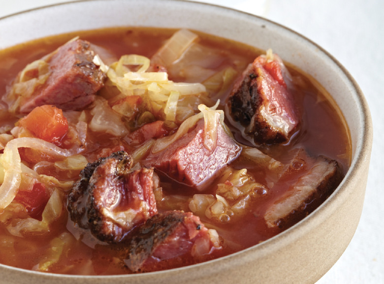 Autumn Cabbage And Smoked Meat Borscht Recipe