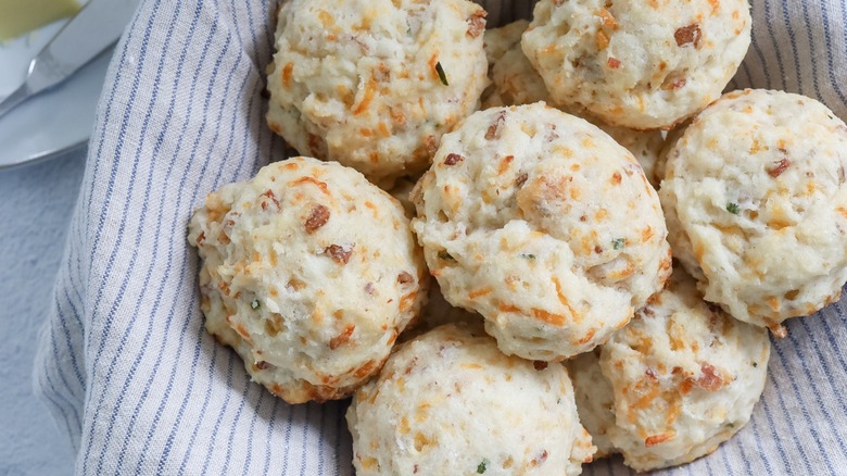 cheddar bacon biscuits in basket