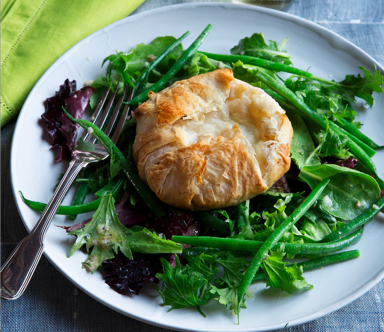 Barefoot Contessa Swears By This French Green Bean Salad With Goat Cheese Recipe