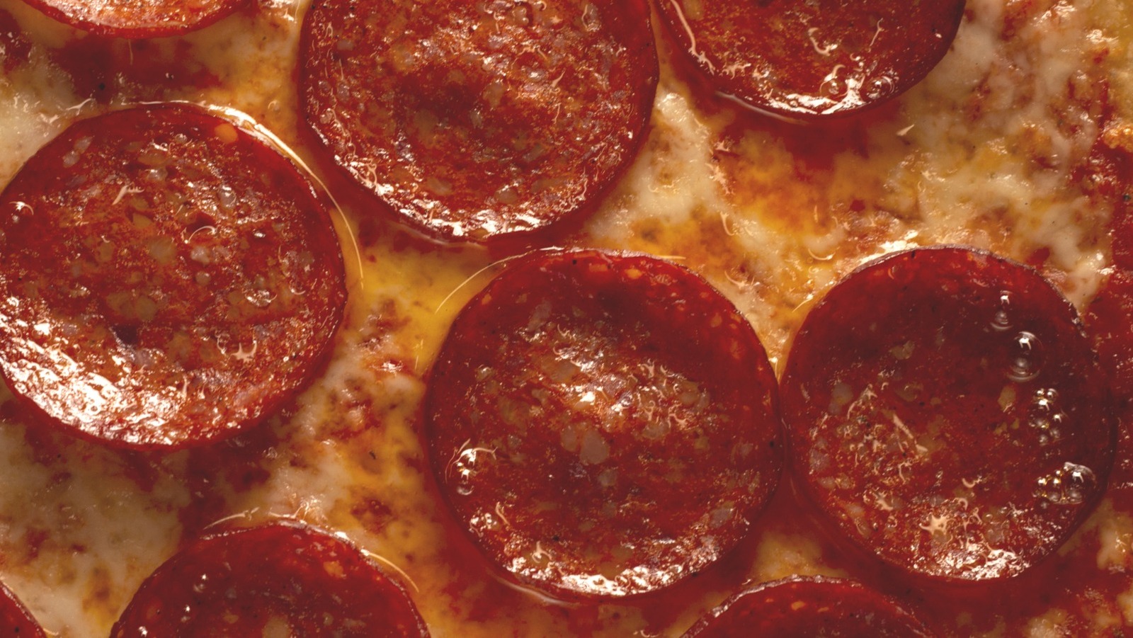 <a href="https://www.foodrepublic.com/2251992/best-american-pizza-chain-marcos/" target="_blank">The Best American Pizza Chain Is Known For Its Pepperoni</a>