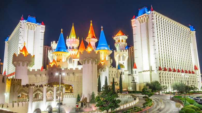excalibur hotel exterior