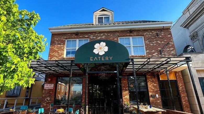 The Peach Blossom Eatery restaurant exterior.