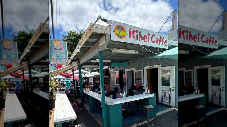 Kihei Caffe restaurant exterior.