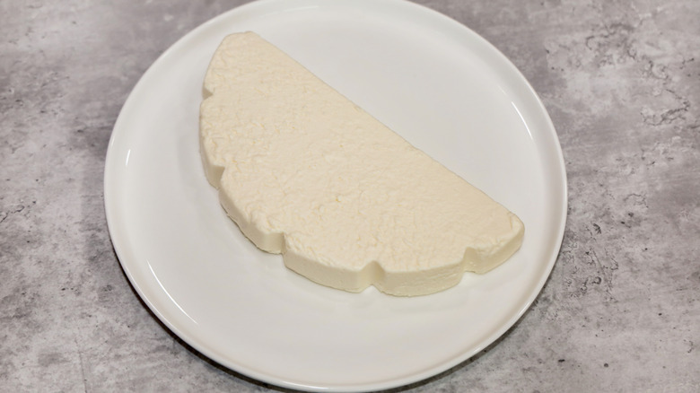 Soft Mexican-style cheese