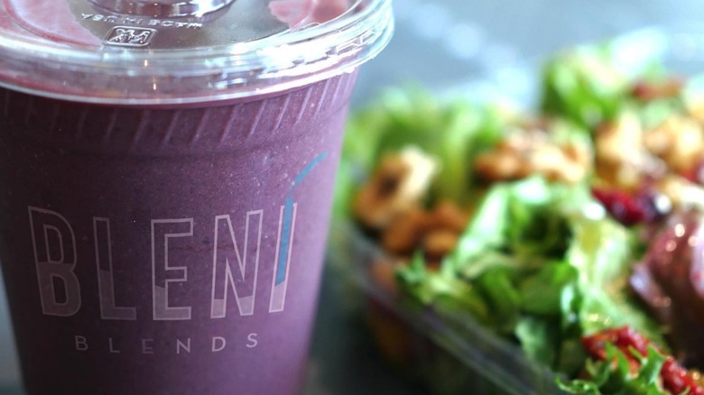 Bleni Blends smoothie close-up