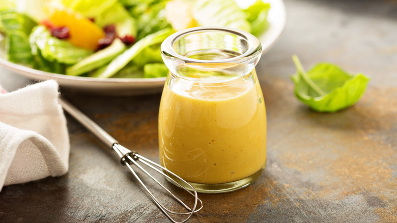 Honey mustard salad dressing
