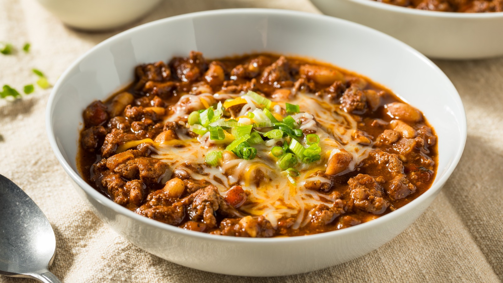 <a href="https://www.foodrepublic.com/1735197/upgrade-turkey-chili-spicy-canned-beans/" target="_blank">Boost The Flavor Of Turkey Chili With One Spicy Canned Good</a>