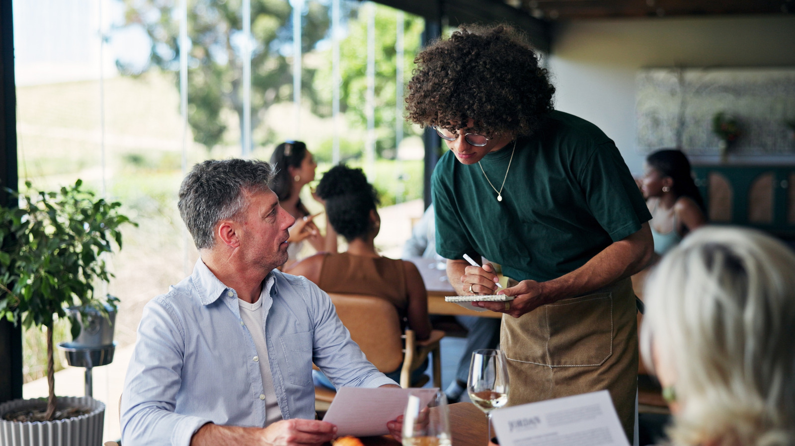 FoodWireDaily — The California City That Has Banned Restaurant Chains Since The 1970s