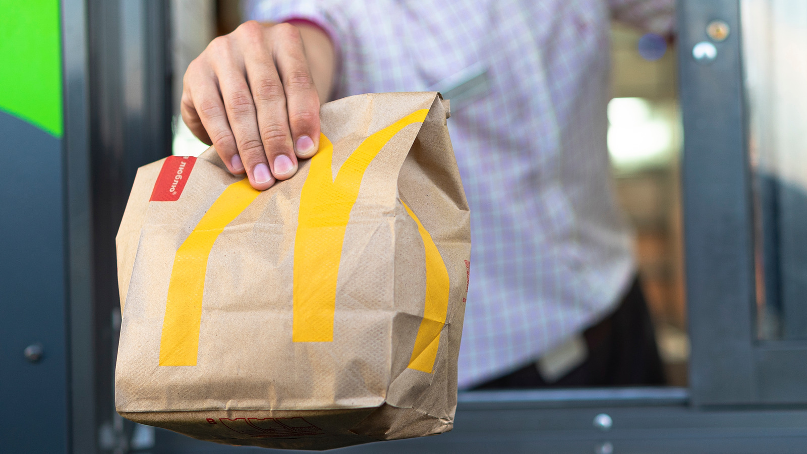 California Secures $20 Minimum Wage For Fast Food Workers
