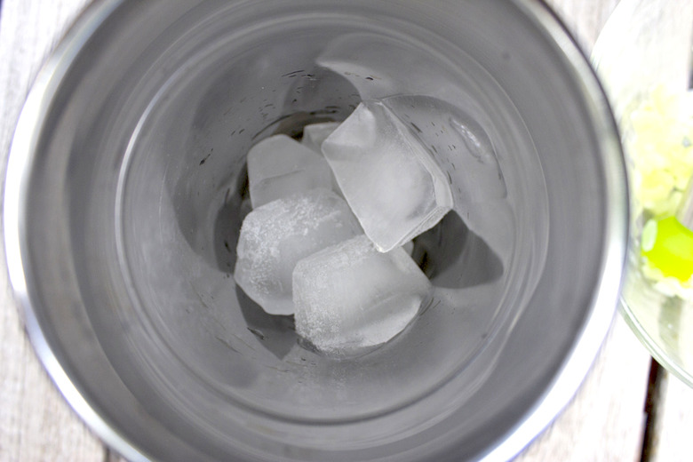 What is the Difference between Cubed Ice and Crushed Ice 