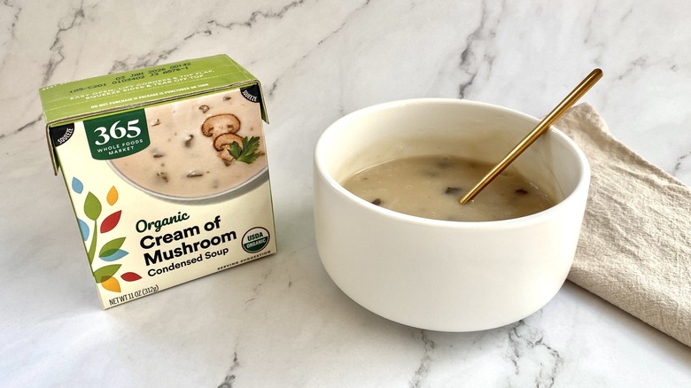 365 by Whole Foods cream of mushroom soup
