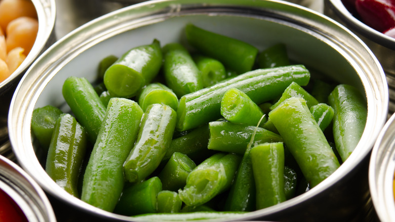 can of green beans