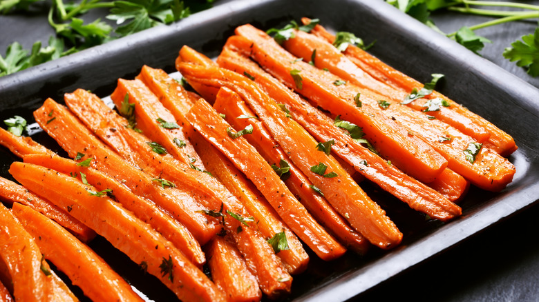 baking tray of roasted carrots