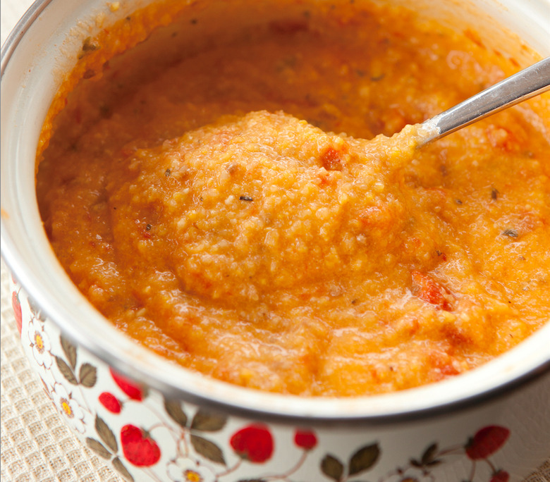Cheesy Tomato Grits Recipe
