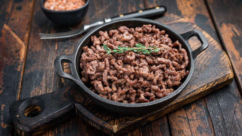 A bowl of seared ground beef.
