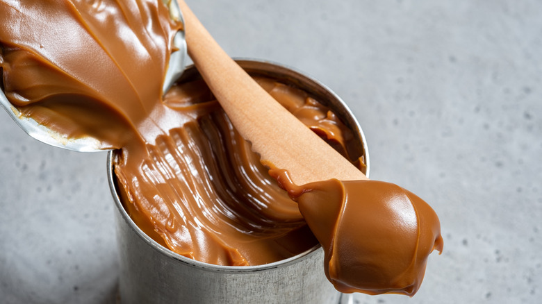 dulce de leche in can