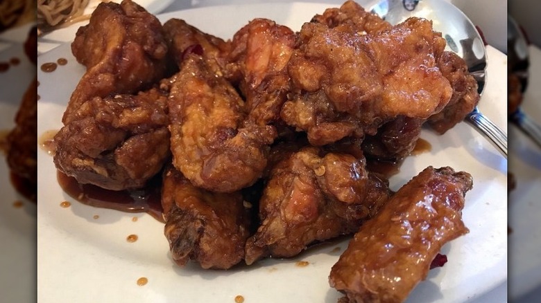 A plate of fried chicken wings at San Tung