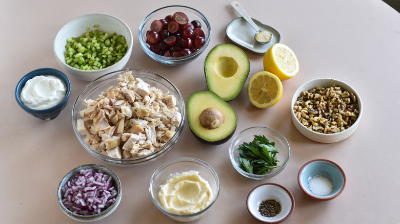 chicken salad avocado cup ingredients