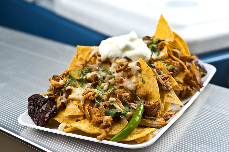 Chicken Tinga Nachos Recipe