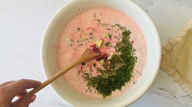 making cold borscht soup