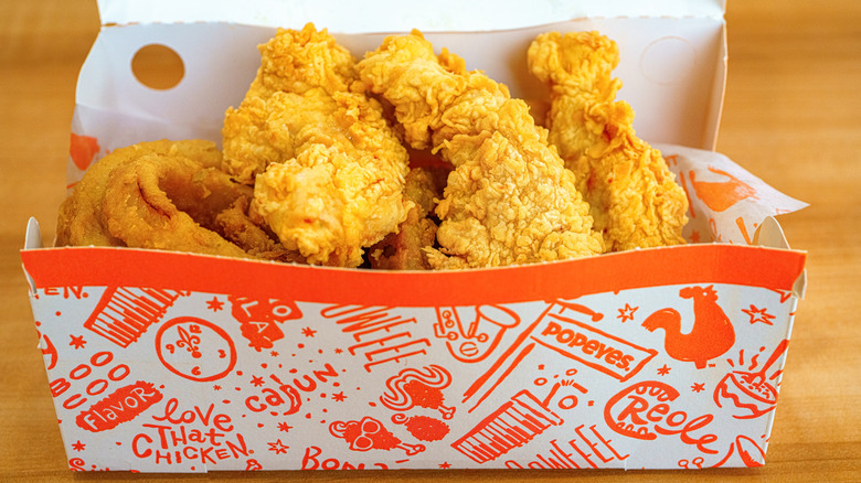 Box of fried chicken from Popeyes