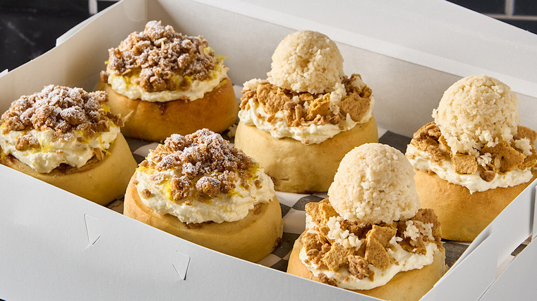 Cinnaholic cinnamon rolls in box