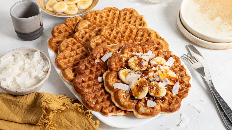 vegan coconut waffles