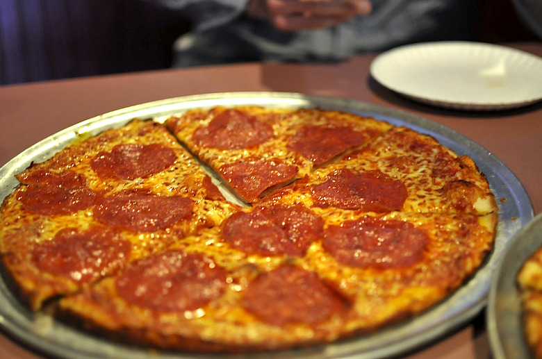 Hot oil pizza is such a brilliant concept, we don't know why everyone's not doing it.