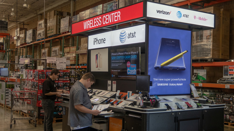 Sales representatives at a Costco wireless center