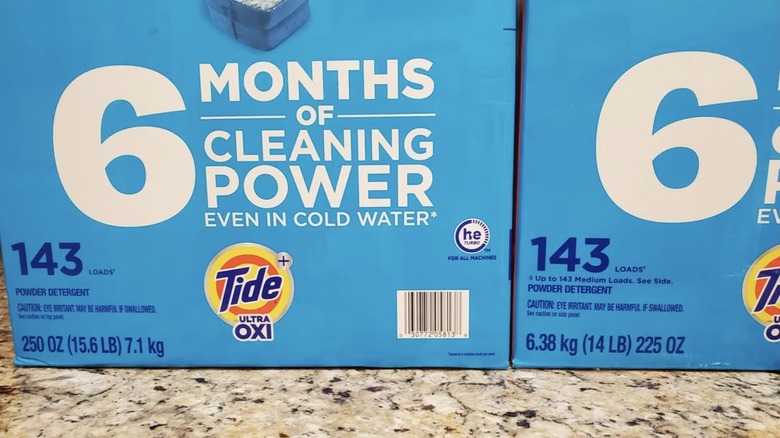 Packages with different volumes presented as evidence of shrinkflation