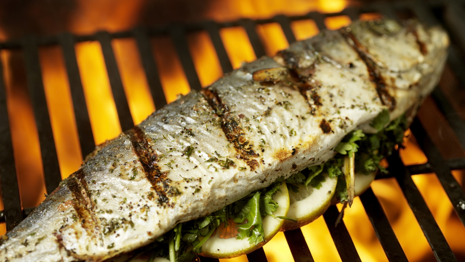 <a href="https://www.foodrepublic.com/1741303/mistakes-avoid-grilling-fish/" target="_blank">Common Mistakes To Avoid When Grilling Whole Fish (And How To Fix Them)</a>