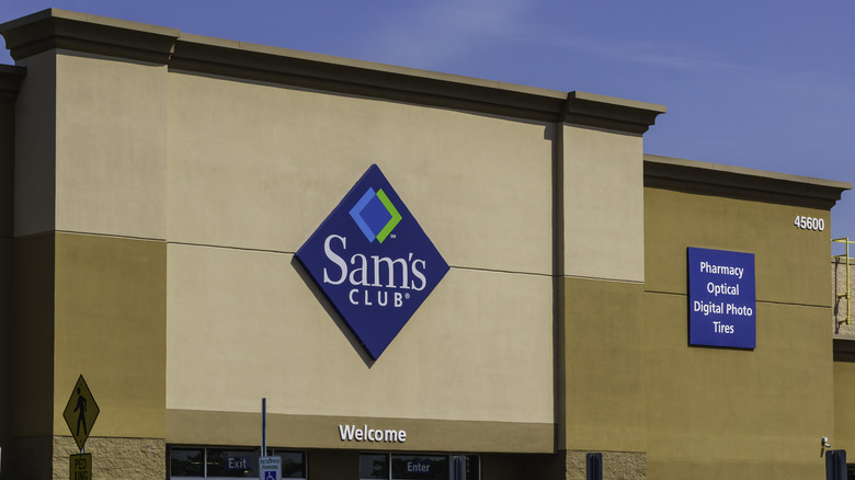 Front exterior of a Sam's Club warehouse store