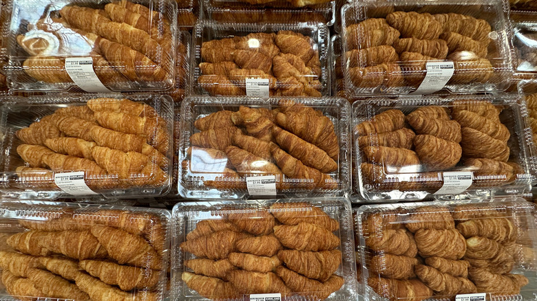 Clear clamshells containers full of Kirkland Signature Croissants