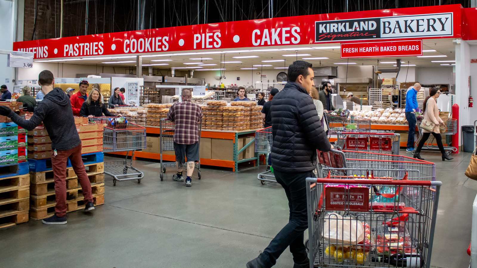 <a href="https://www.foodrepublic.com/1786485/costco-chocolate-dipped-strawberries-valentines/" target="_blank">Costco Has A Beloved Sweet Treat Back In Stock Just In Time For Valentine’s Day</a>