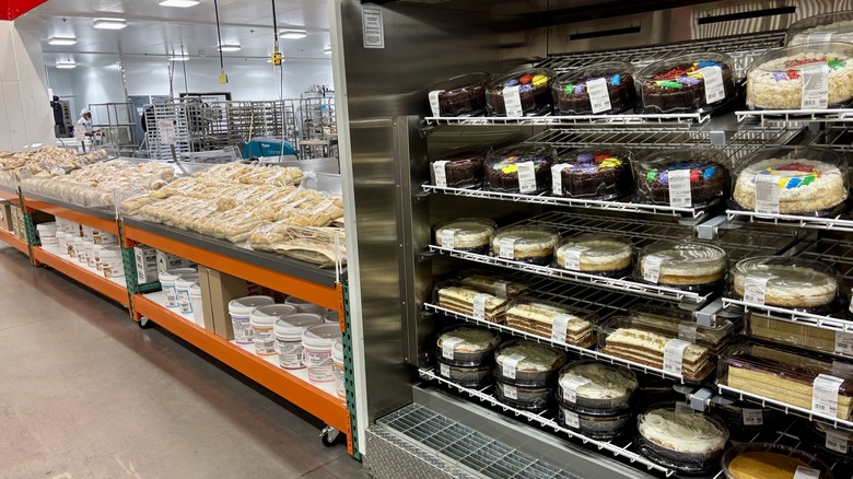 Costco bakery shelves