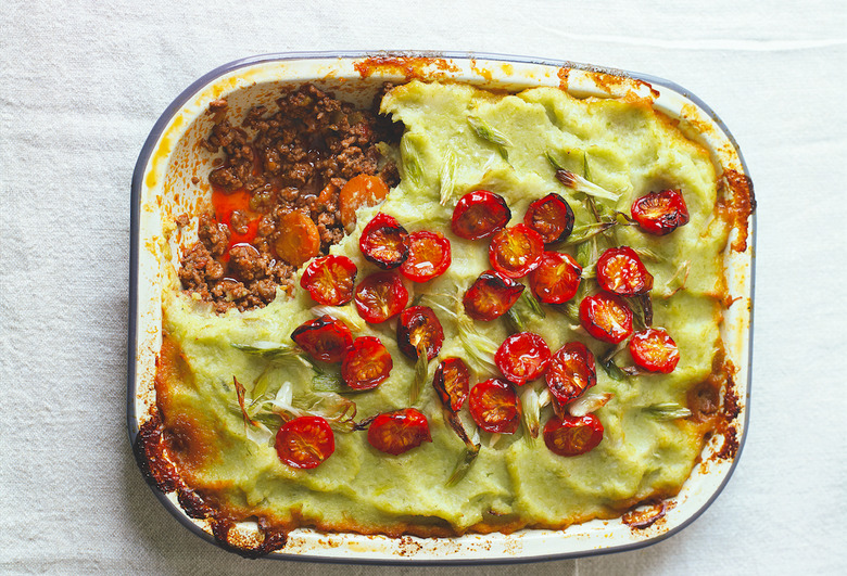 Cottage Pie With Leek And Cauliflower Mash Recipe