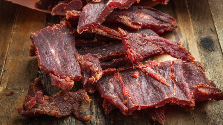 A plate of beef jerky.