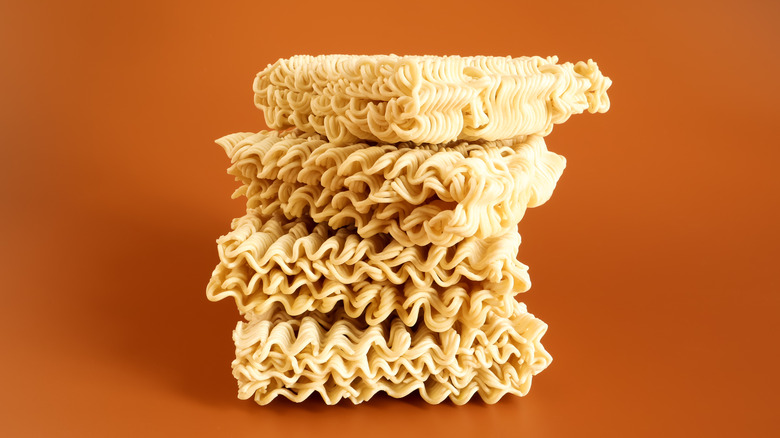 dried ramen blocks