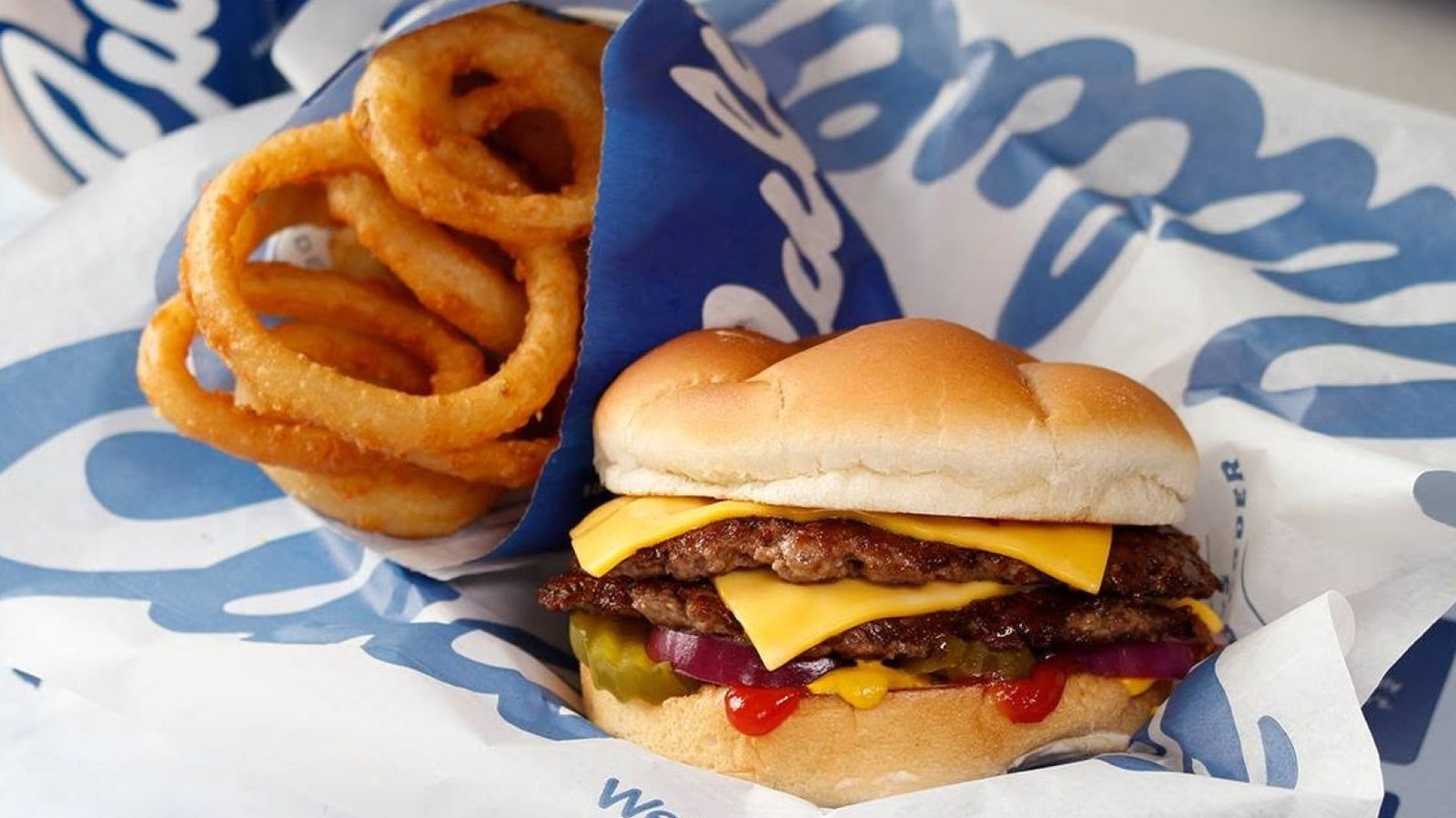 <a href="https://www.foodrepublic.com/2214810/culvers-franchise-owners-strict-rule/" target="_blank">Culver’s Franchise Owners Have To Follow This Strict Rule</a>