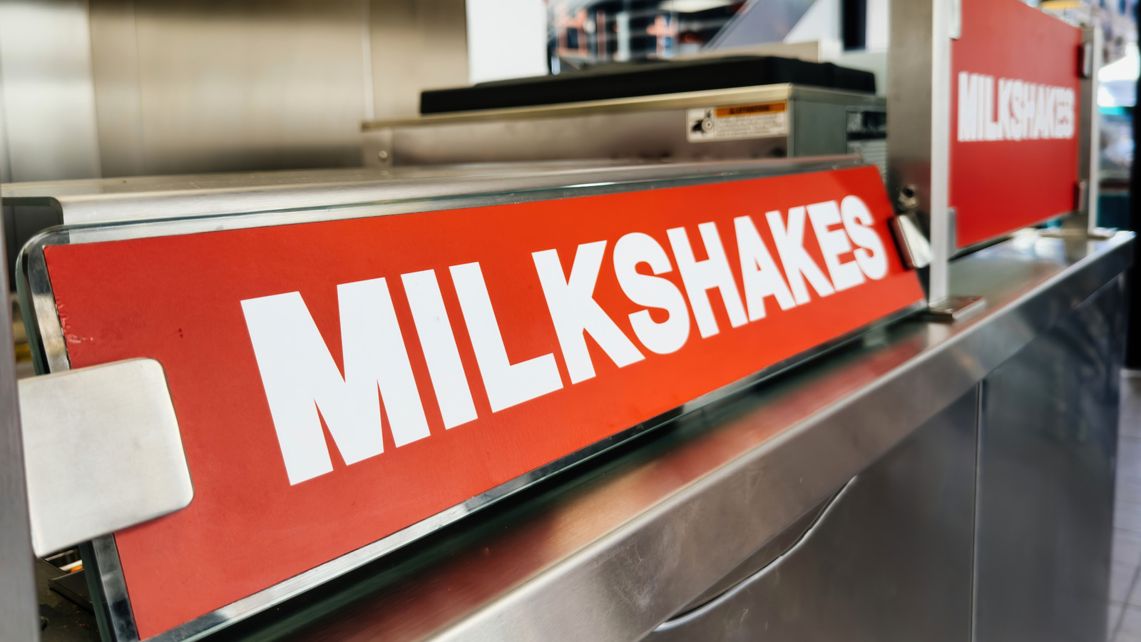 <a href="https://www.foodrepublic.com/2238535/customers-fast-food-milkshakes-by-far-best/" target="_blank">Customers Say These 10 Fast Food Milkshakes Are By Far The Best</a>