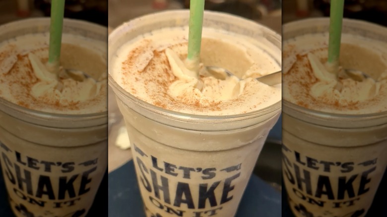 Culver's pumpkin shake with straw