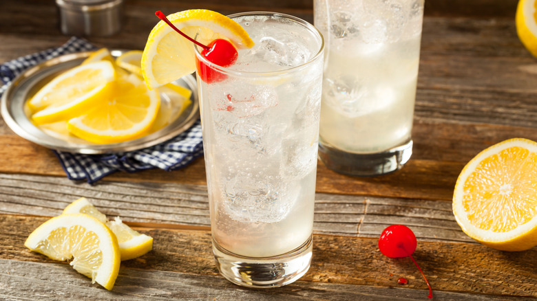 Tom Collins cocktail