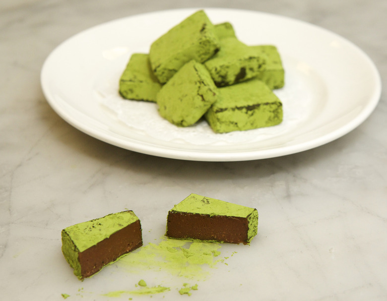 Dessert Lessons: This Matcha Chocolate Truffles Recipe Is For You