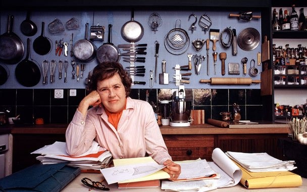 julia-child-in-her-kitchen