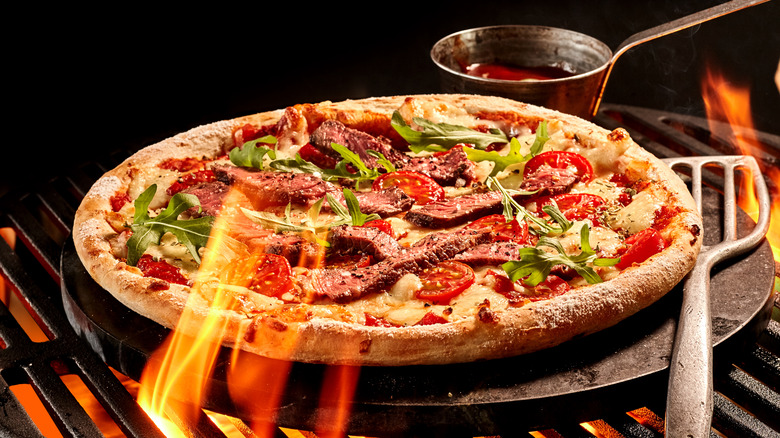 Grill frozen pizza hot sale