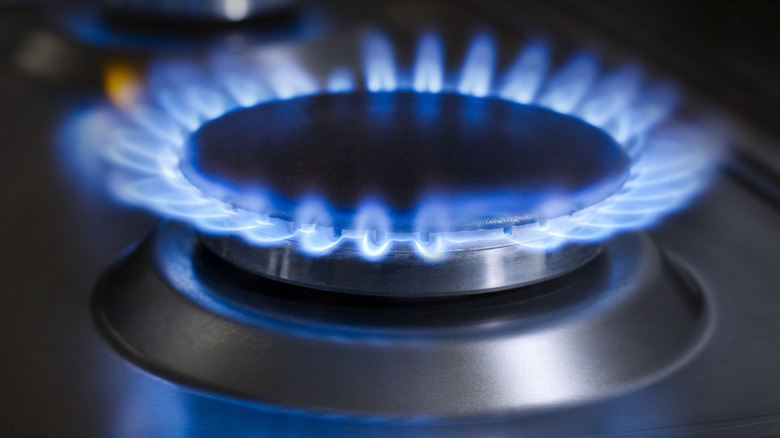 Stovetop flame with grate removed